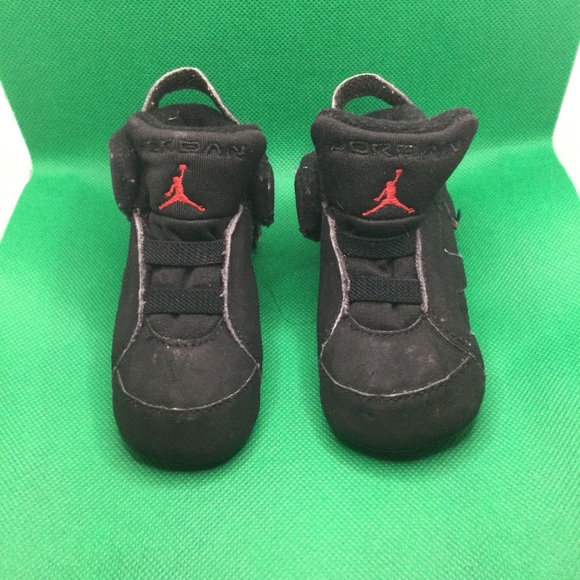 JORDON BABY SNEAKERS💕SIZE 3C💕 - Picture 2 of 10